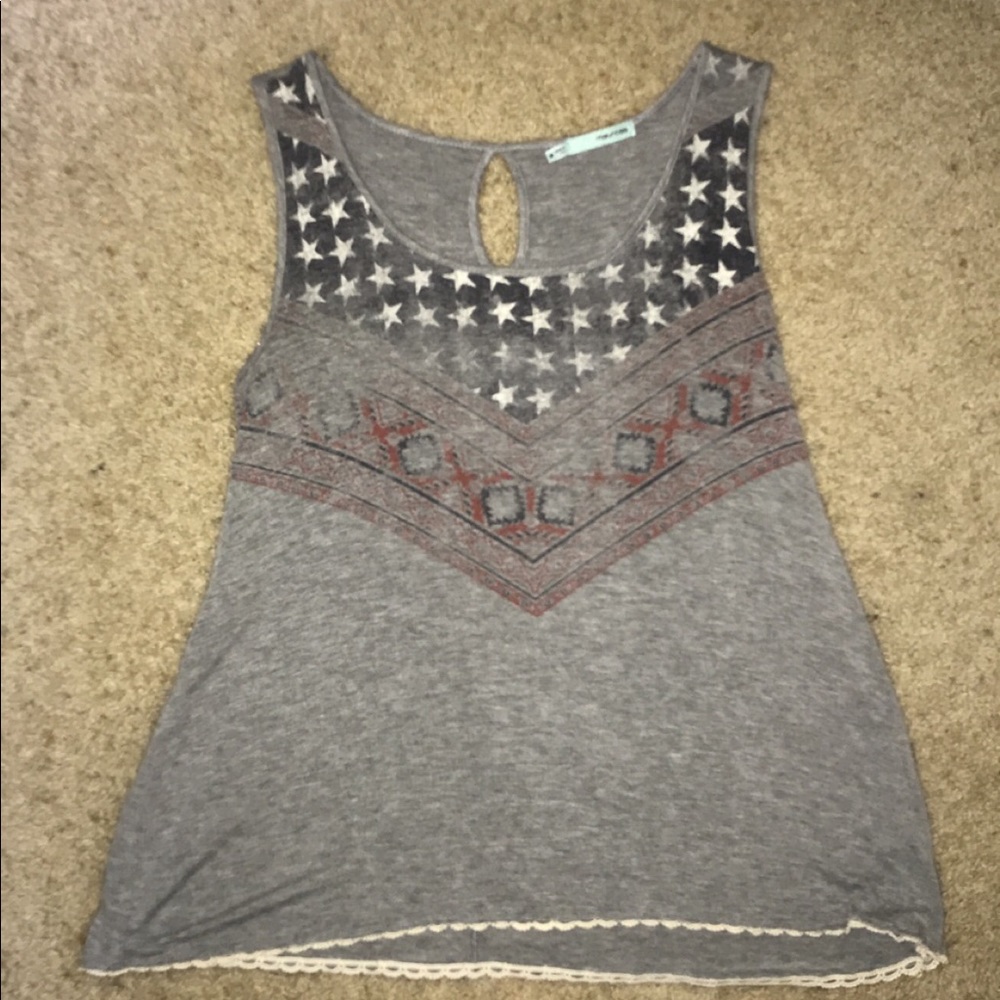 Maurice’s American flag tank